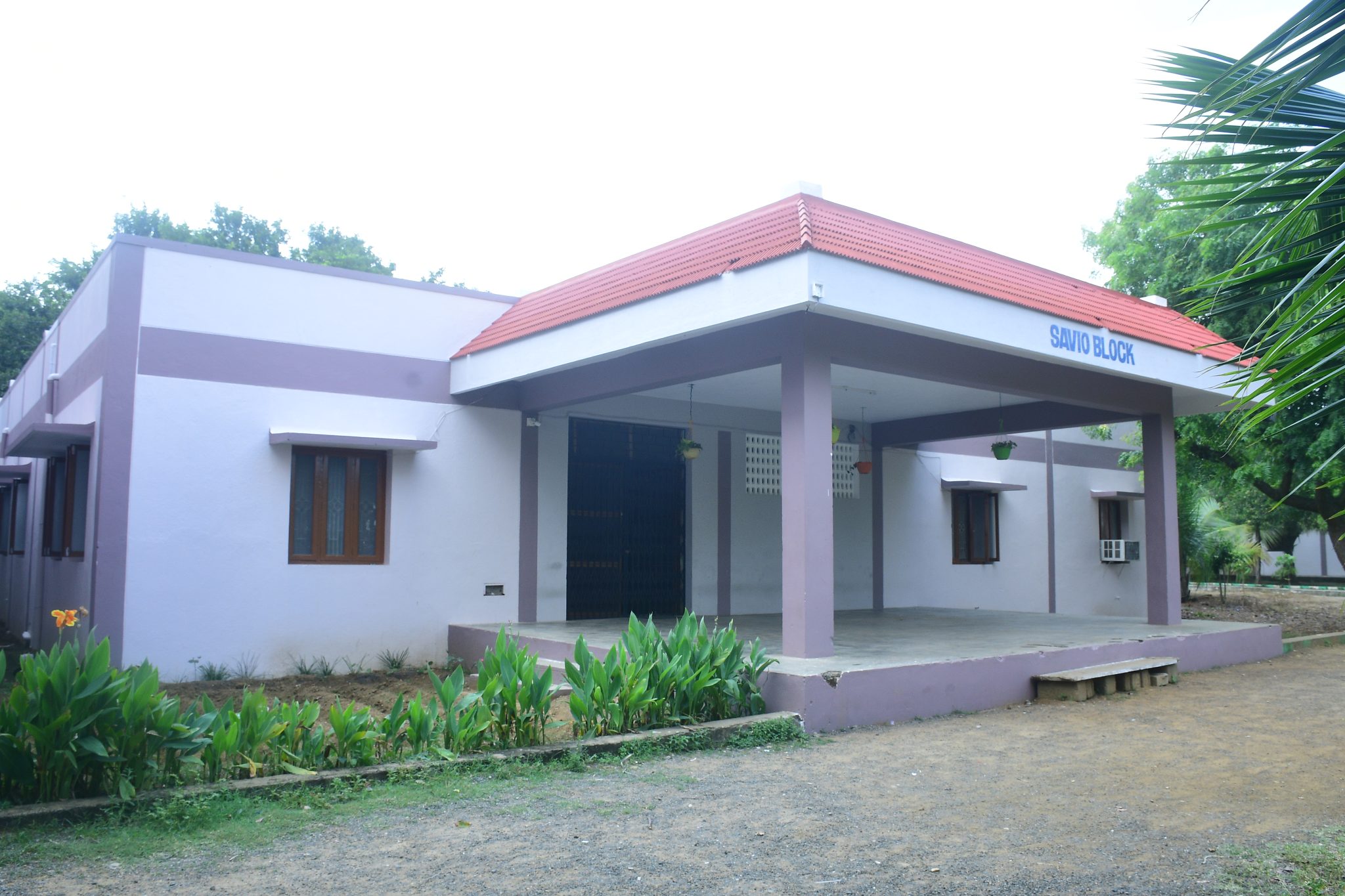 GHORE HOSTEL (NEW) Nariyal kothi dayalband bilaspur - Student